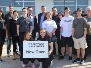 If you happened to be driving by Drover’s Run recently and a purple, wacky, waving, inflatable tube man caught your eye, you will have witnessed the preparations for the much-awaited grand opening of Niverville’s Anytime Fitness.
