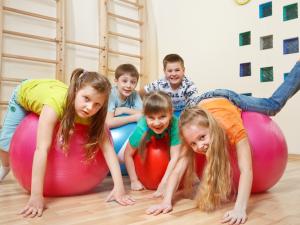 Just like adults, kids need to stay active. The difference is that kids are usually quite willing to participate if Mom or Dad is willing to arrange it. Before driving your children to organized activities in Winnipeg, take a look at the wide range of fun programming close to home. Save the time, save the gas, and invest in your local community. 