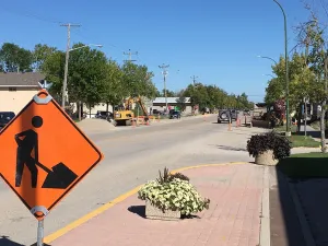 Installation of the new water line on Main Street Niverville