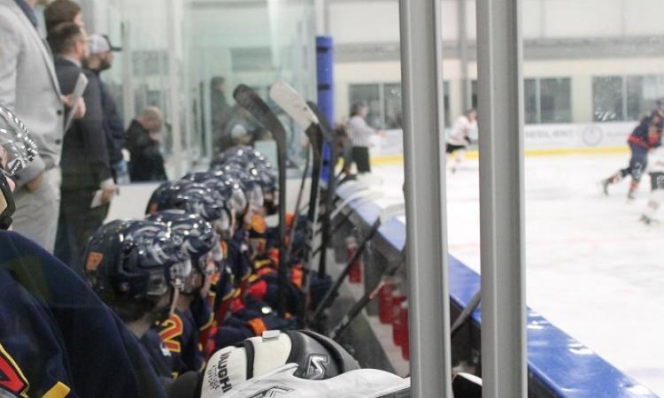 The Niverville Nighthawks pulled off a big win on the road on Friday evening as they outlasted the Neepawa Titans 4–3 in overtime.