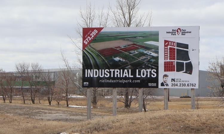 The meat-processing plant will be built in the Riel Industrial Park in Ste. Agathe.