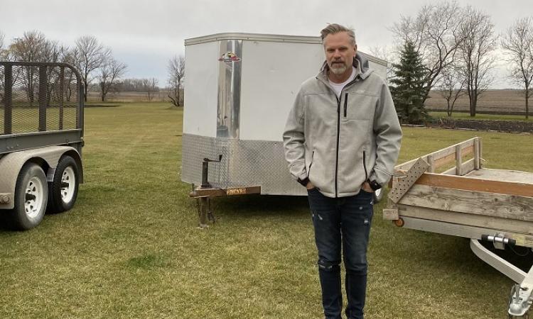 Darcy Pauls is looking to lend his trailers to those who need them, free of charge.