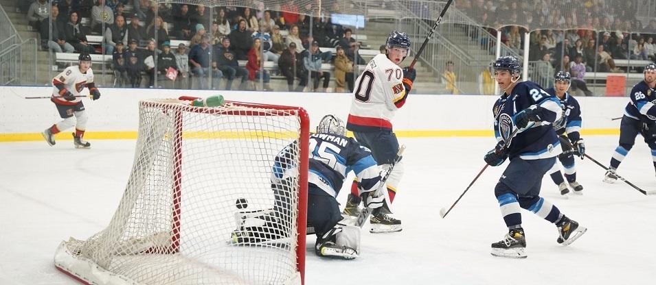 Call them the giant killers! For the second time this season, the Niverville Nighthawks have knocked off the first-place Steinbach Pistons, this time with a massive 5–2 win at the CRRC on Friday night.