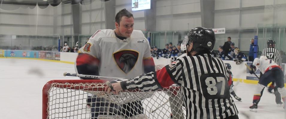 Chris Fines in net for the Nighthawks.