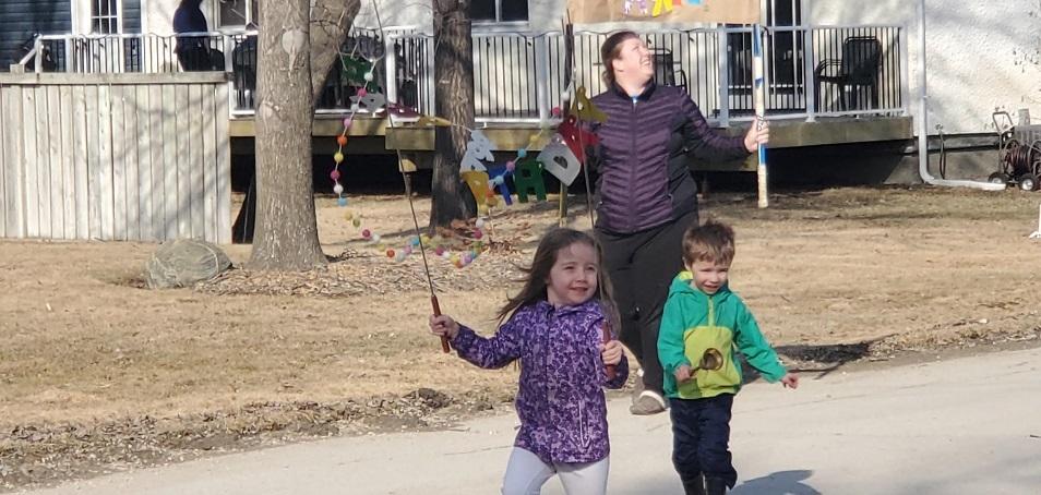 Celebrating six-year-old Aria's birthday.