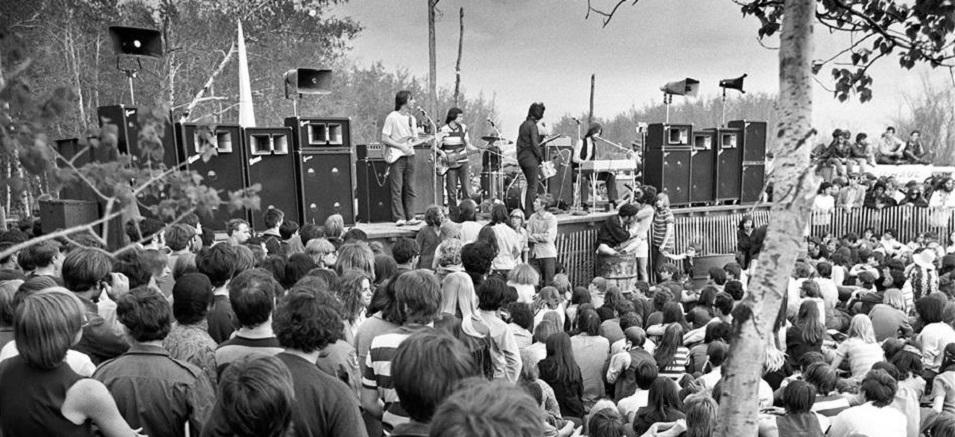 Crowds gather for the infamous Niverville Pop Festival in May 1970. On stage: Dianne Heatherington.