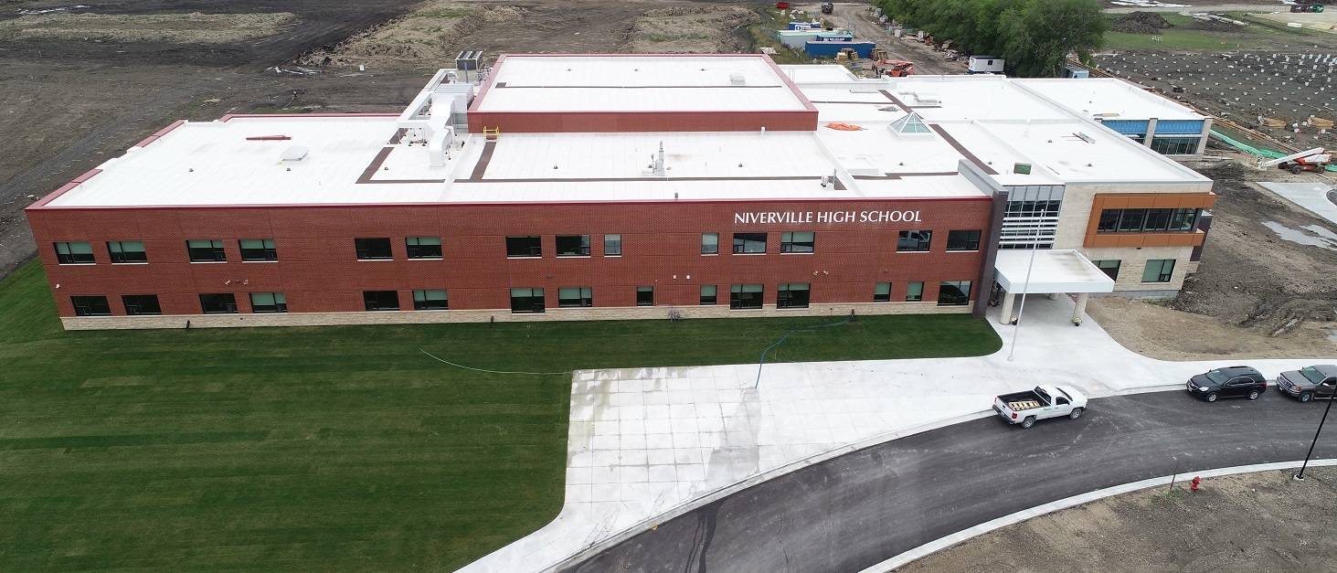 Niverville High School Announces Open House | Niverville Citizen