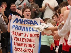 On November 27, Ecole Gabrielle-Roy’s junior varsity boys volleyball team captured the AAAA provincial championship after defeating Sisler High School in the final, held at the University of Manitoba.