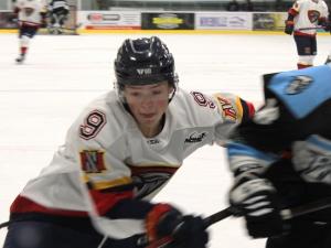 It was a very forgettable evening at the CRRC on Wednesday evening as the Niverville Nighthawks fell 6–2 to the Winnipeg Freeze. 