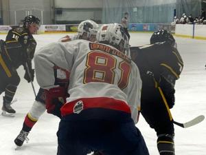 The Niverville Nighthawks snapped a three-game losing streak on Wednesday night at the CRRC with a big 3–2 win over the Neepawa Titans.