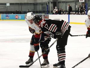 The Niverville Nighthawks couldn’t muster any offence throughout the evening as they lost 2–1 to the Virden Oil Capitals in a tightly contested game on Saturday night at the CRRC. 