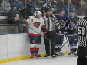 The Niverville Nighthawks came back down to earth on Saturday evening on the road with a 5–1 loss to the first-place Steinbach Pistons.