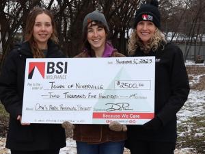 Alexa Sawatzky, Beth Downey, Amanda Parkhurst of BSI.