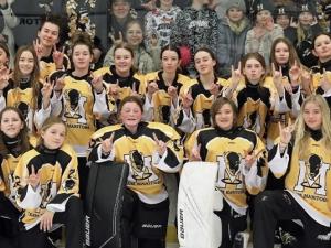 Members of the U14AA Team Manitoba.