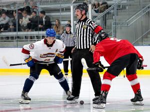 The Niverville Nighthawks improved to 3–0 in the preseason with a commanding 4–1 win over the Selkirk Steelers on Tuesday evening.