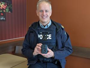 In 18 months or less, RCMP staff across the country will have one more tool on their toolbelt to help solve crime: body cameras. Manitoba’s official rollout of the new device began on November 22 with the Steinbach detachment. In that city, 33 officers are already using the cameras.