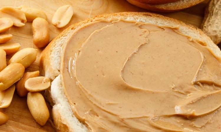 Food allergies in schools can be a life-threatening matter, and one local parent is wondering why it’s so hard to protect her kids.