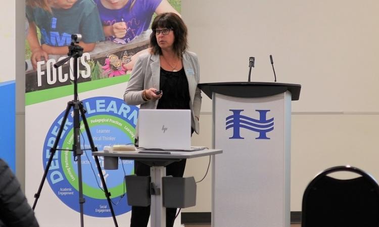 HSD superintendent Shelley Amos speaks at a public budget meeting on March 7.