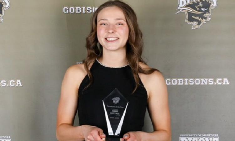 Keziah Hoeppner won the Teammate of the Year award at this year's annual Brown and Gold Banquet at the University of Manitoba.