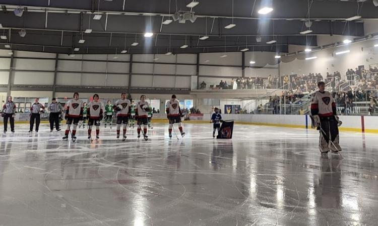 The Niverville Nighthawks won their second in a row on Sunday afternoon at the CRRC with a massive 3–2 win over the Winnipeg Blues.