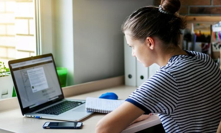 Parents across Manitoba are being encouraged to consider after-school remote learning options which are now available to help strengthen students’ in-school learning.