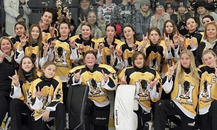 Members of the U14AA Team Manitoba.