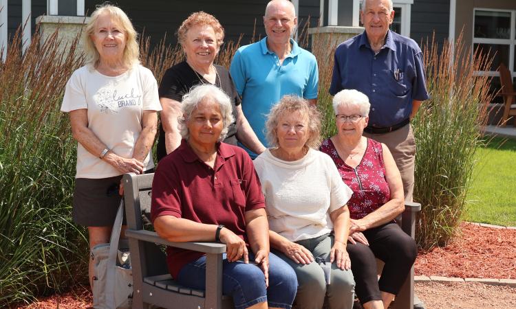 The Niverville Communities in Bloom committee with CiB Manitoba judge Shirley Kalyniuk.