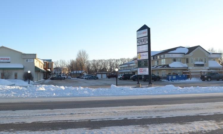 The mixed use Niverville Commons commercial development.