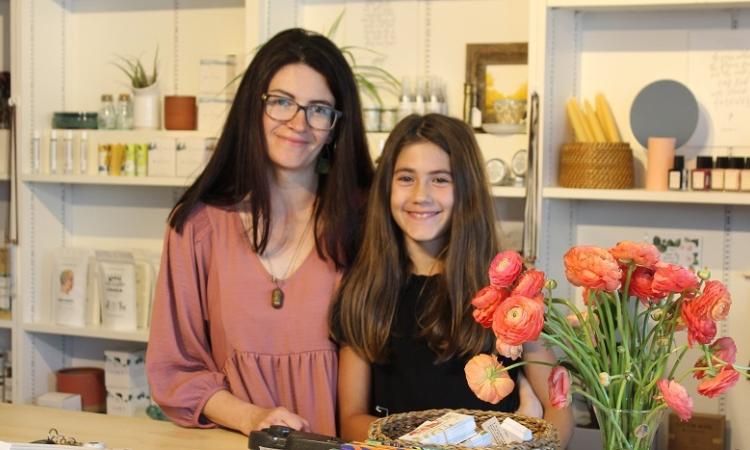 Noella Andres with daughter Peyton Robinson.