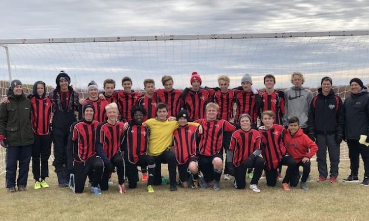 Martin Ward (coach), Ethan Tomlinson, Thomas Reimer, Ethan Christ, Marcus Harder, Matthew Dumaine, Adriano Cintrao, Dylan Peters, Andrew Nickel, Joel Dueck, Koleton Peters, Elijah Pastoor, Ryan Friesen, Dwayne Penner (coach), and Conrad Dueck (coach). Bottom: Nathan Rempel, Kress Schmidt, Dawite Krahn, Colin Kehler, Brendan Thompson, Josh Limpright, Stephen Dueck, Connor Davis, and Lance Olsen. Missing: Tyson Funk.