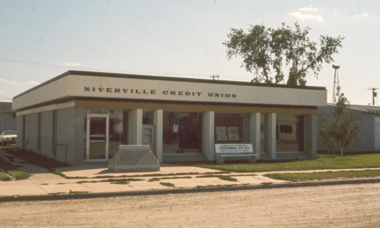 Niverville Credit Union's first dedicated branch opened in 1967.