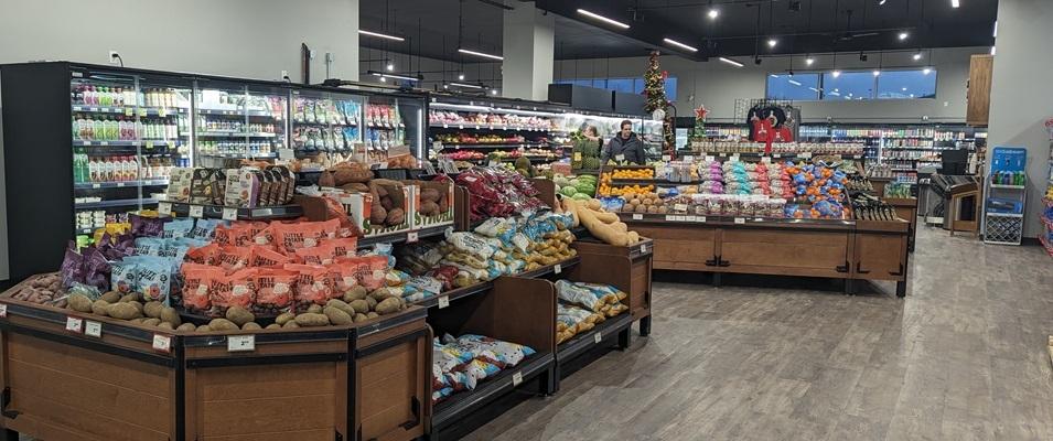 Your Grocery People in Niverville.