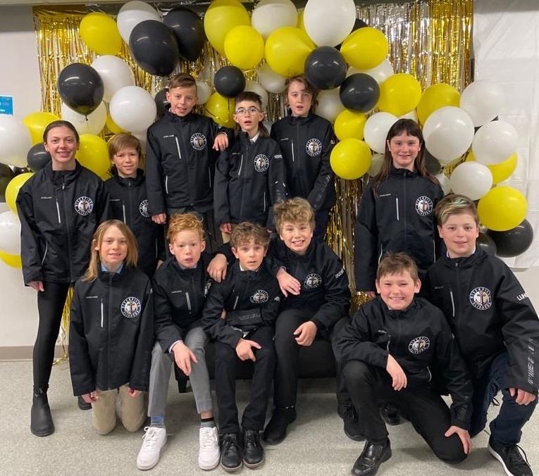 The U11A Clippers earned a silver medal at this year's provincials in Ste. Agathe.