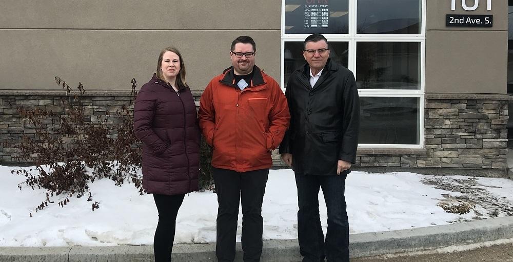 Open Health business manager Kristen Fyfe, CAO Eric King, and mayor Myron Dyck