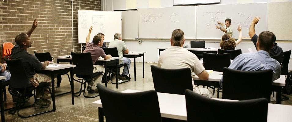 In mid-June, Niverville’s town council announced the introduction of English language classes to the line-up of programming being offered at the Community Resource and Recreation Centre (CRRC). 