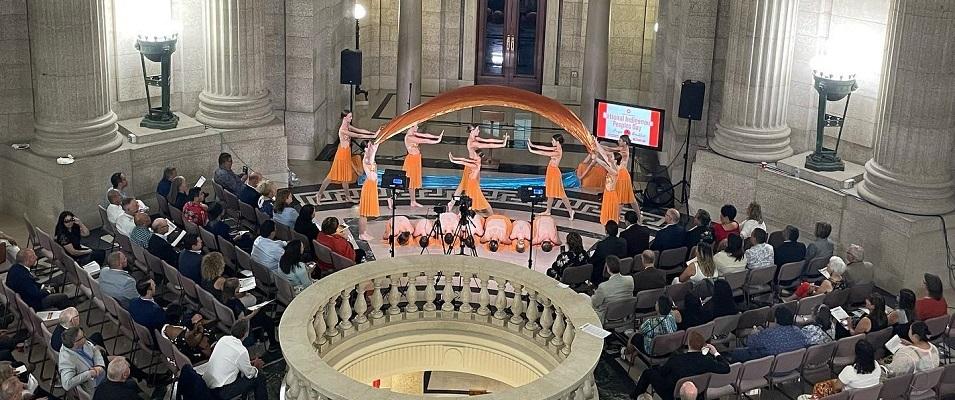 The performance of "O Siem" at the Legislature on National Indigeous Peoples Day.