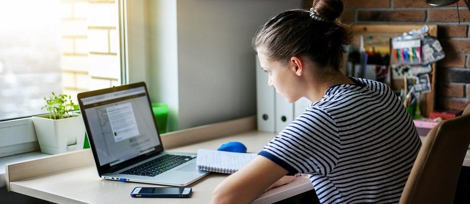 Parents across Manitoba are being encouraged to consider after-school remote learning options which are now available to help strengthen students’ in-school learning.