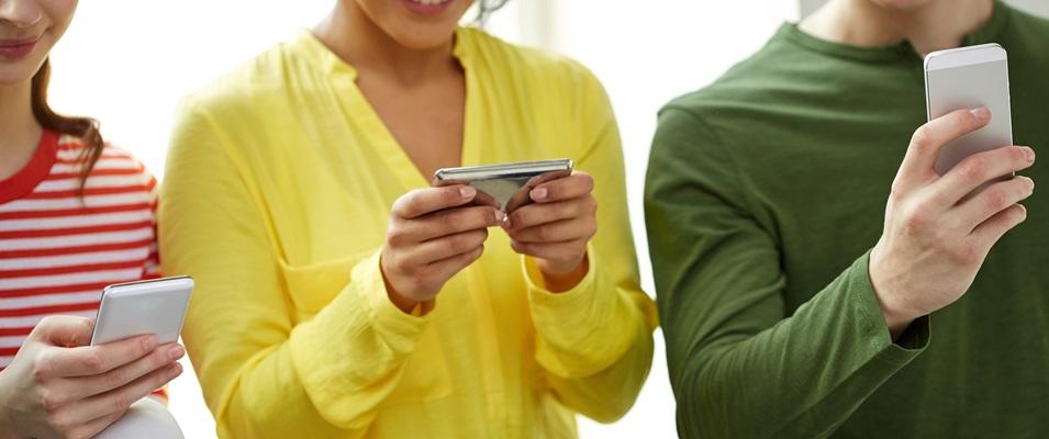 At their June 4 meeting, the Hanover School Board (HSD) board of trustees voted unanimously to amend the divisional technology policy, banning the use of cell phones for students attending any of their elementary and middle schools.