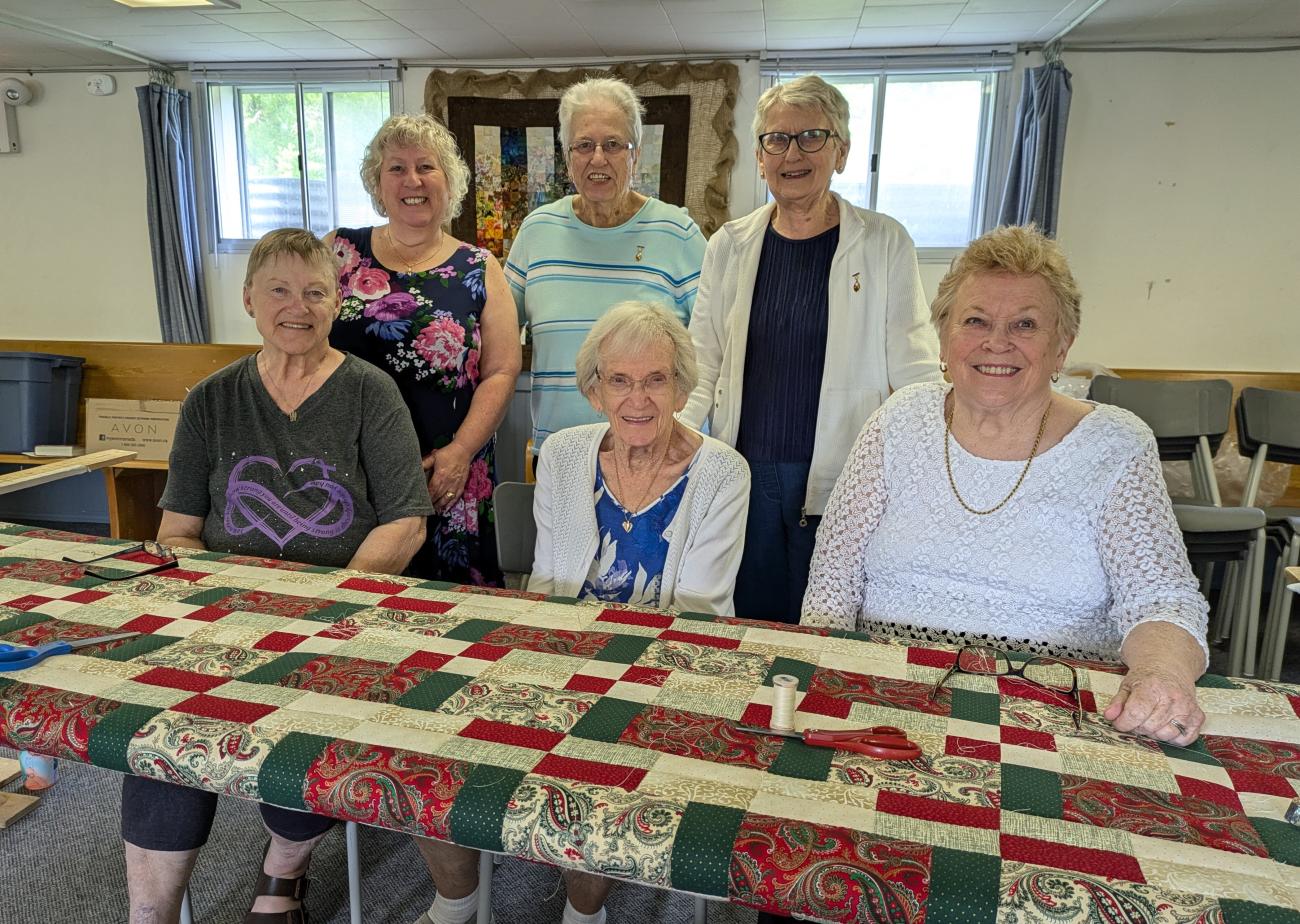 The Niverville United Church quilting group.