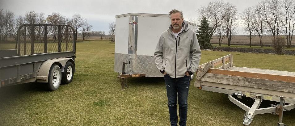 Darcy Pauls is looking to lend his trailers to those who need them, free of charge.