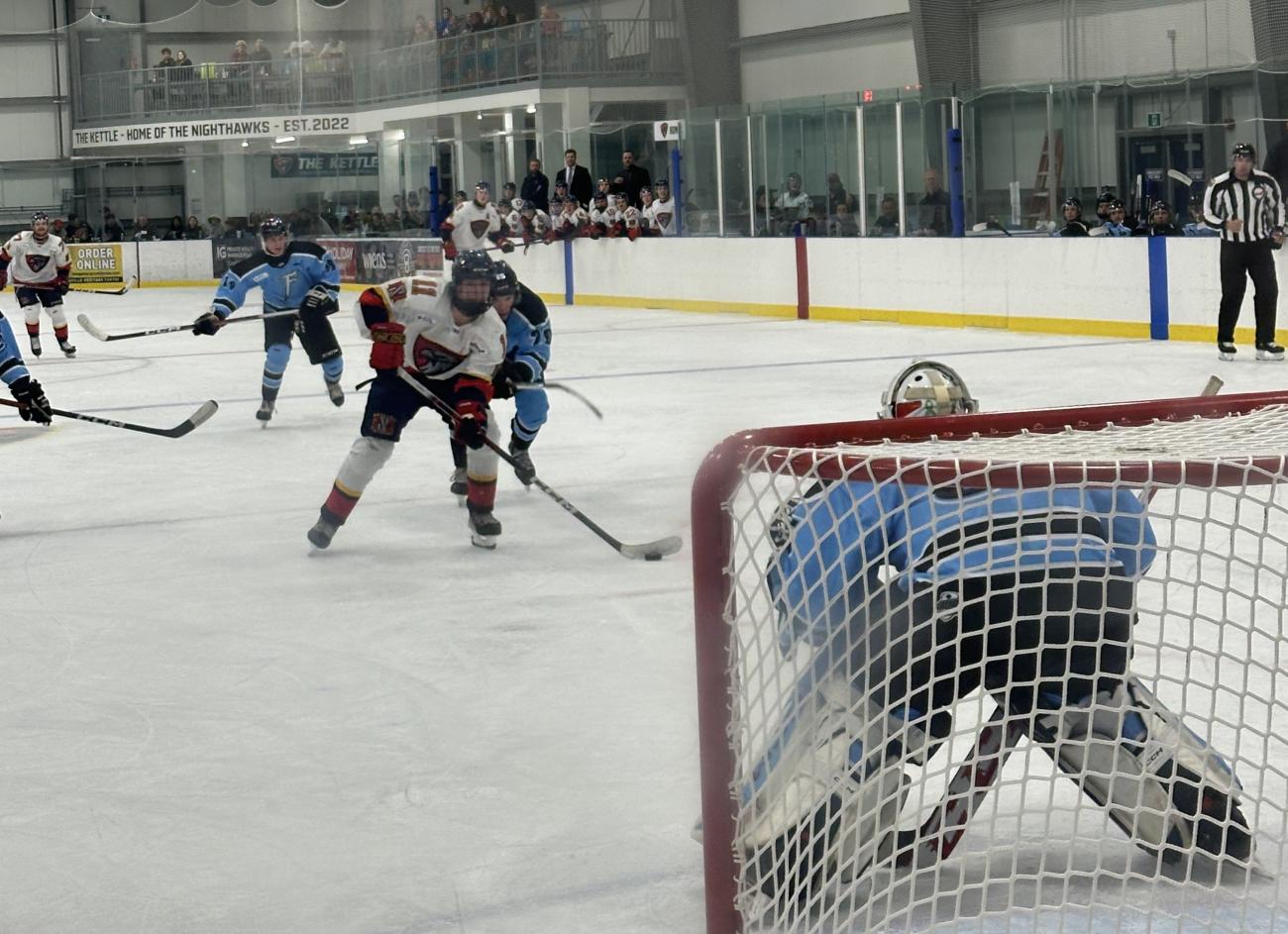 The Niverville Nighthawks kicked off their 2024–25 campaign in style with a massive 4–1 win over the Winnipeg Freeze on Friday night at the CRRC.