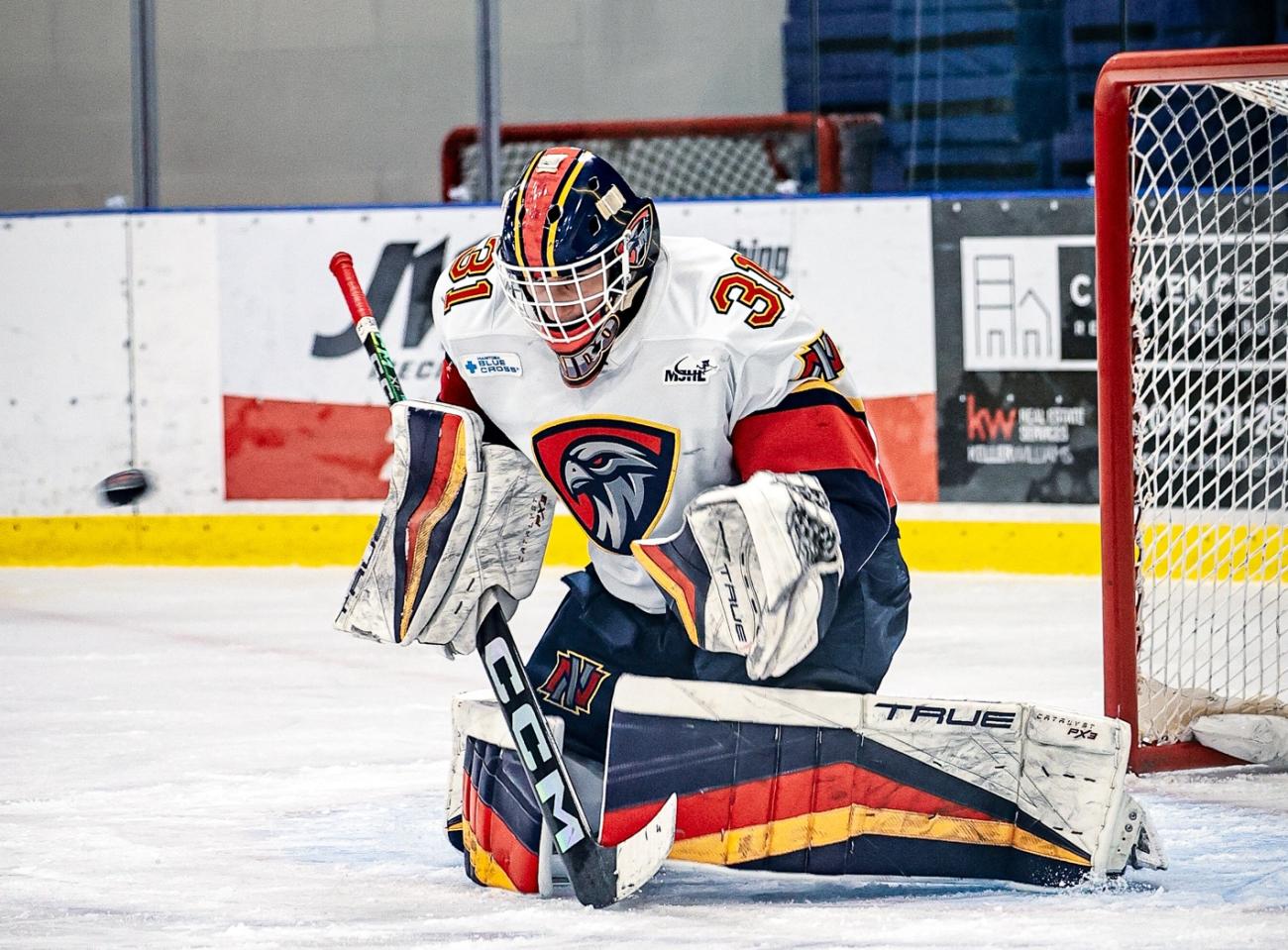 The Niverville Nighthawks won their second straight game on Saturday night at the CRRC with a big 4–1 win over the Neepawa Titans.
