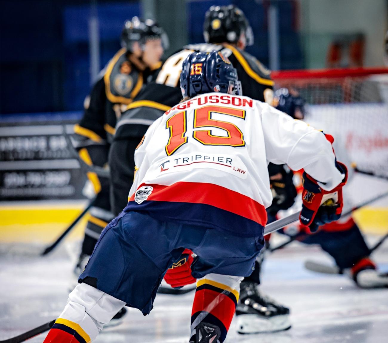 The Niverville Nighthawks made it six straight wins for the first time in franchise history on Monday evening with a convincing 5–1 win on the road over the Neepawa Titans.