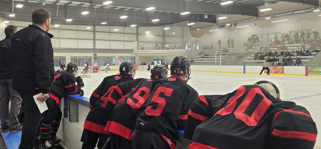 The Niverville High School’s new Panthers hockey team is enjoying a strong start to their inaugural season as a member of the Winnipeg High School Hockey League.
