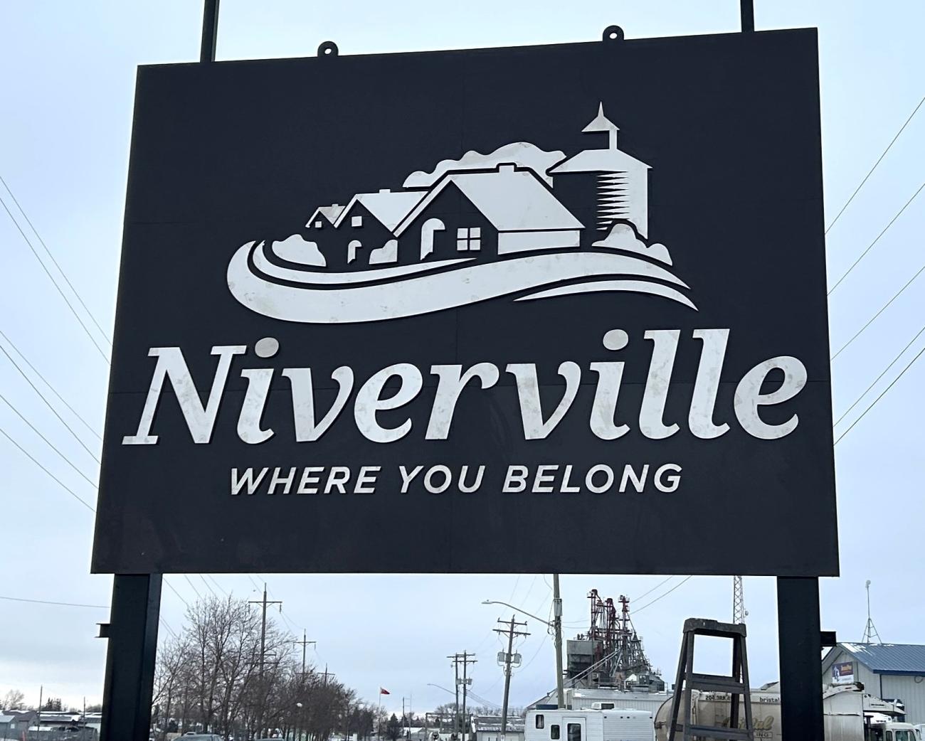 The new welcome sign on the east end of Niverville.